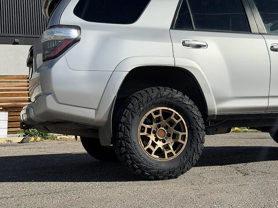 2024 Toyota 4Runner with Bronze Replica Wheels 17" TRD Pro 302 Rims