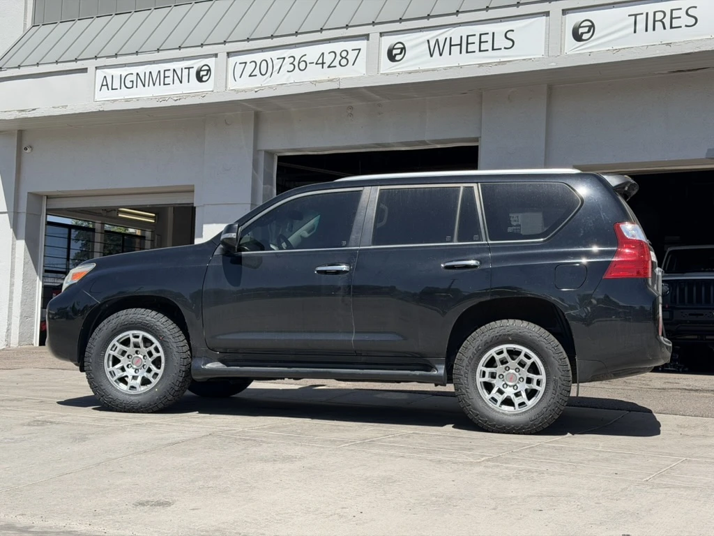 2008 Lexus GX with Silver Replica Wheels 17" TRD Pro 302 Rims