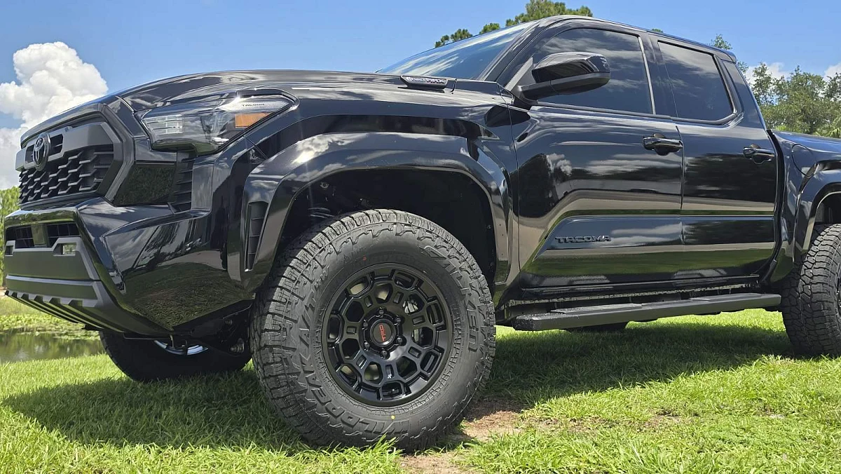 Replica Wheels 17" TRD Pro 303 Black on 2025 Toyota Tacoma