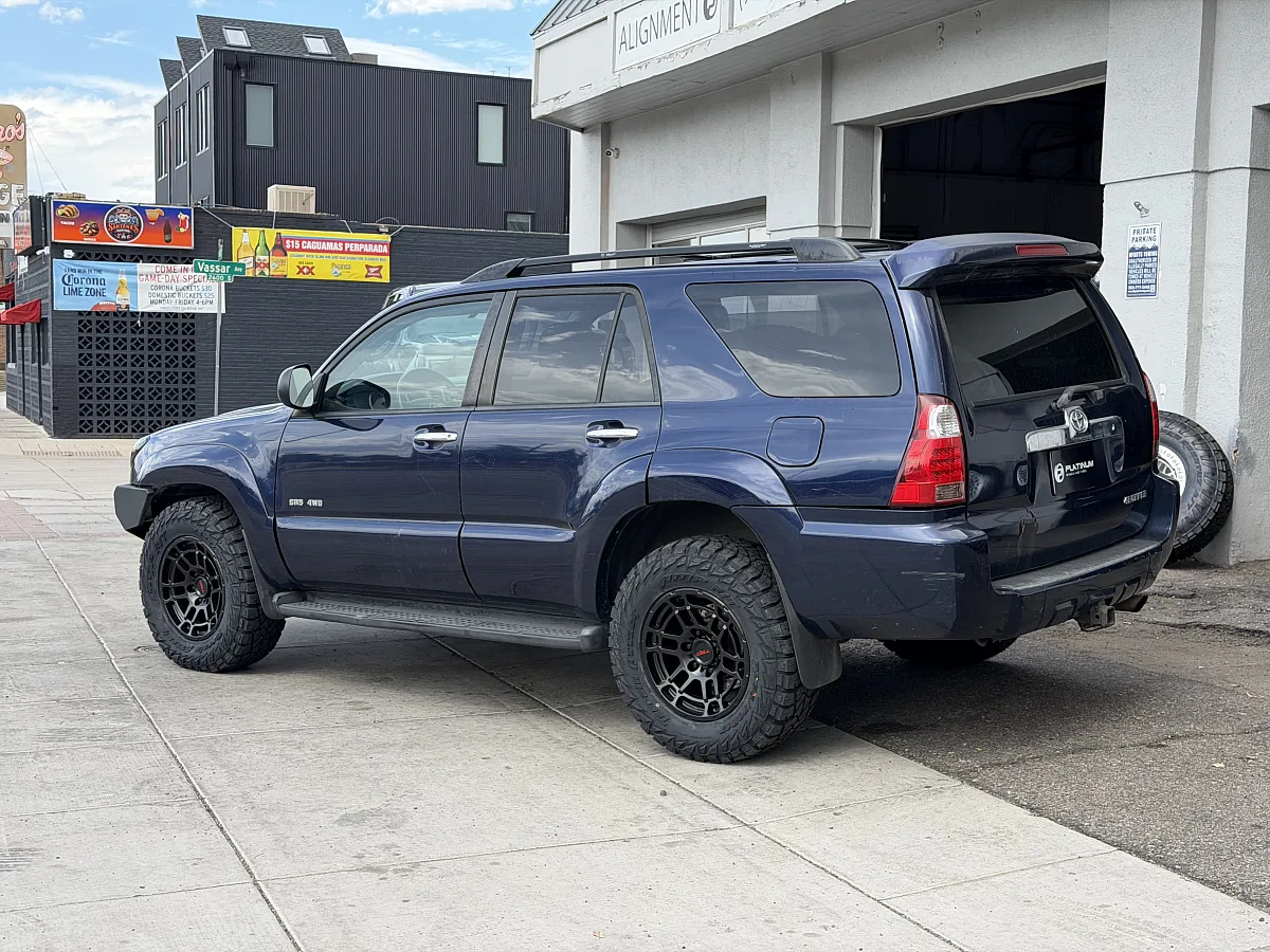 2007 Toyota 4Runner with Replica Wheels 17" TRD Pro 305 Black Rims