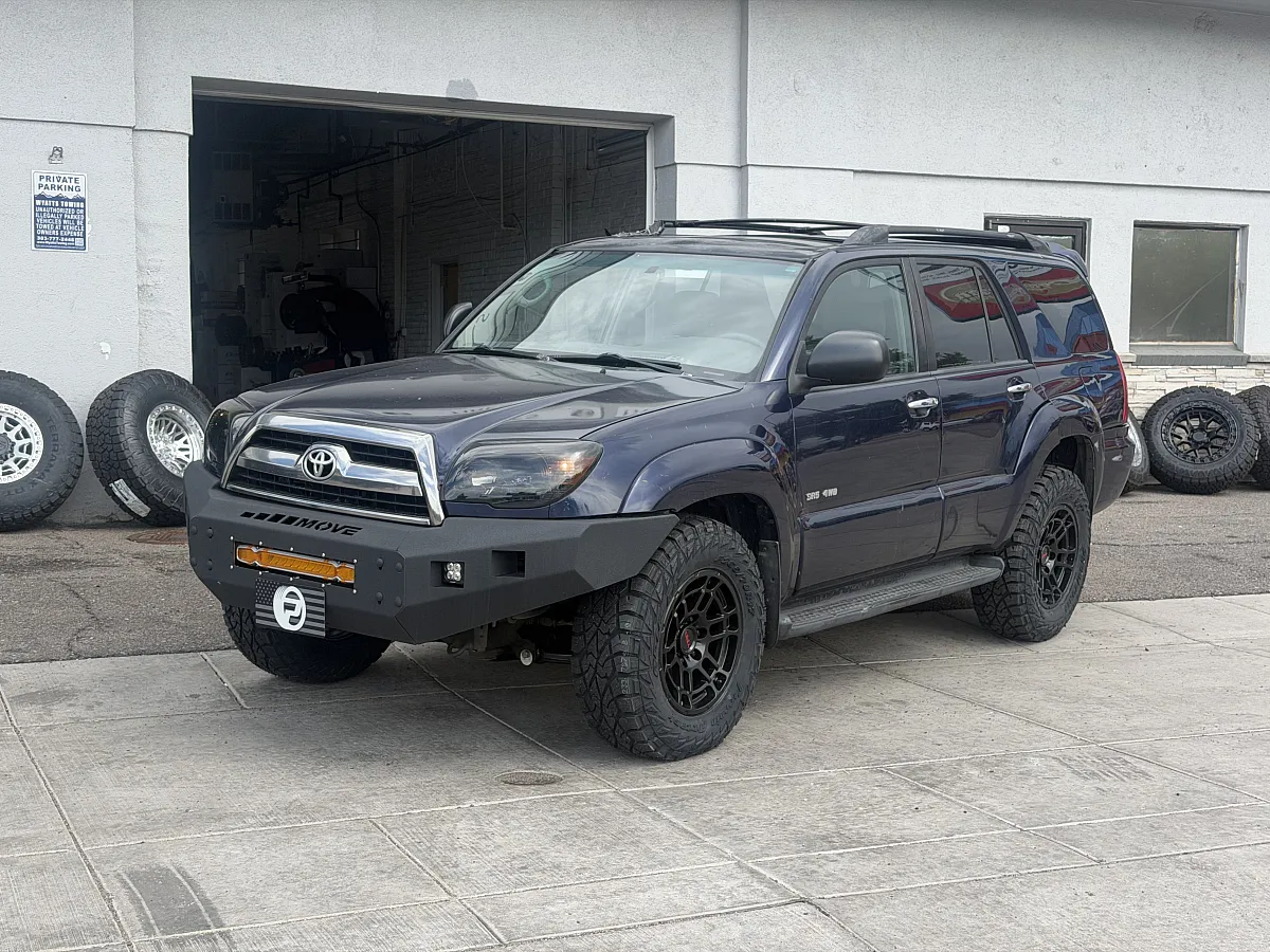 2007 Toyota 4Runner with Black Replica Wheels 17" TRD Pro 305 Rims