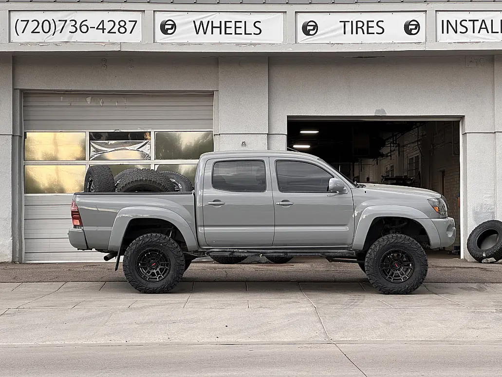 2014 Toyota Tacoma Running Replica Wheels 17" TRD Pro 305 Black