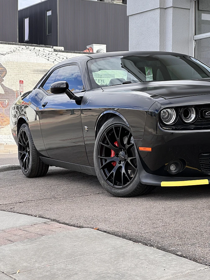 Replica Wheels 20" SRT Hellcat 1134 Black Rim on 2022 Dodge Challenger
