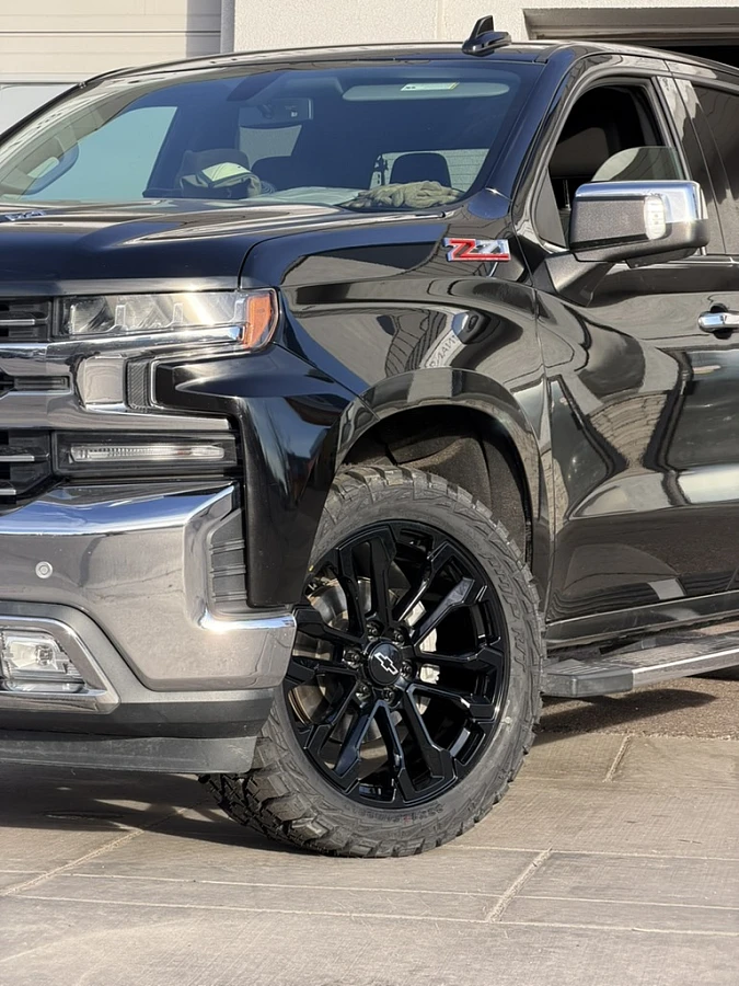 2026 Chevrolet Silverado 1500 with Replica Wheels 22" AT4 Style 1102 Black Wheels