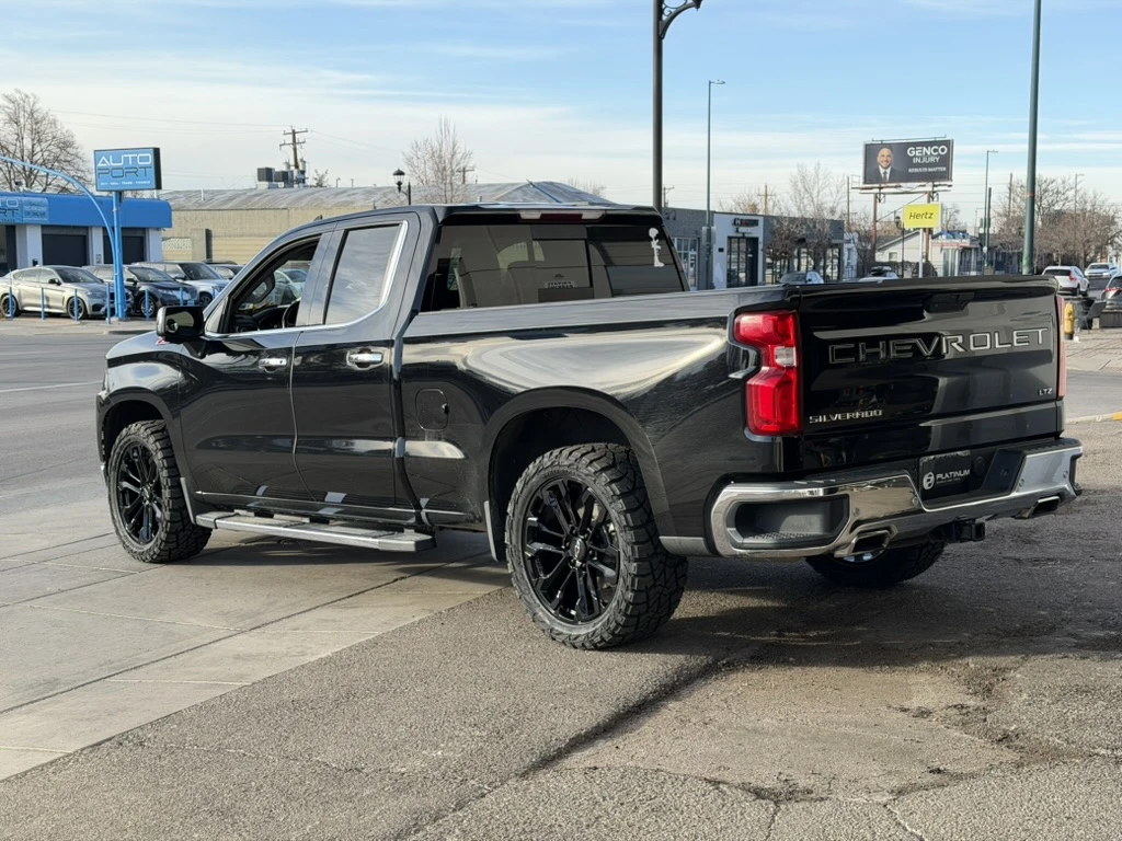 2026 Chevrolet Silverado 1500 with Black Replica Wheels 22" AT4 Style 1102 Rims
