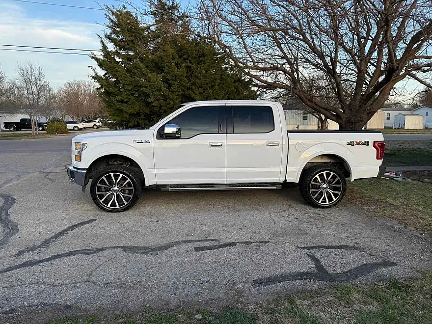 Replica Wheels 22" Ford F150 Platinum 1125 Black and Silver on 2019 Ford F-150