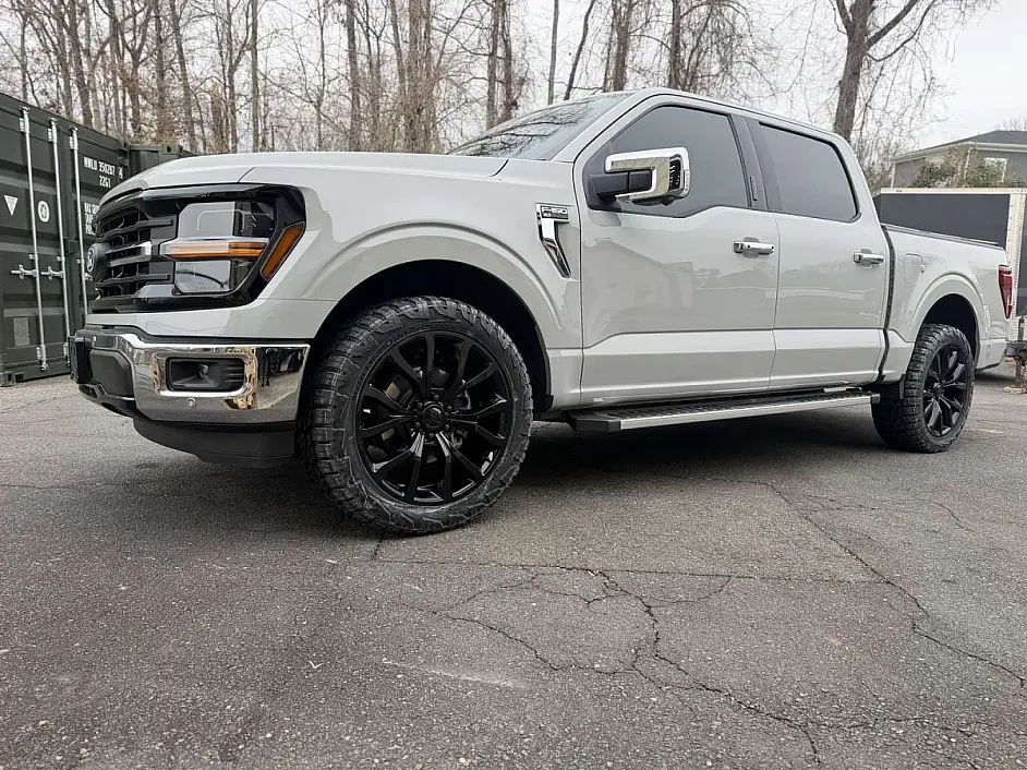 Black Replica Wheels 22" Ford F150 Platinum 1125 on 2024 Ford F-150