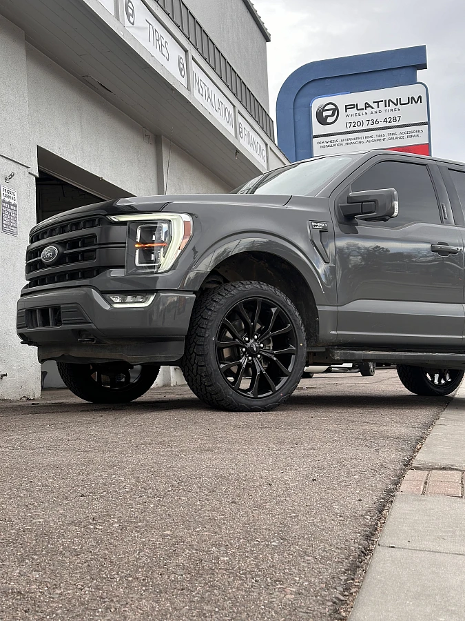 Replica Wheels 22" Ford F150 Platinum 1125 Black Rim on 2025 Ford F-150