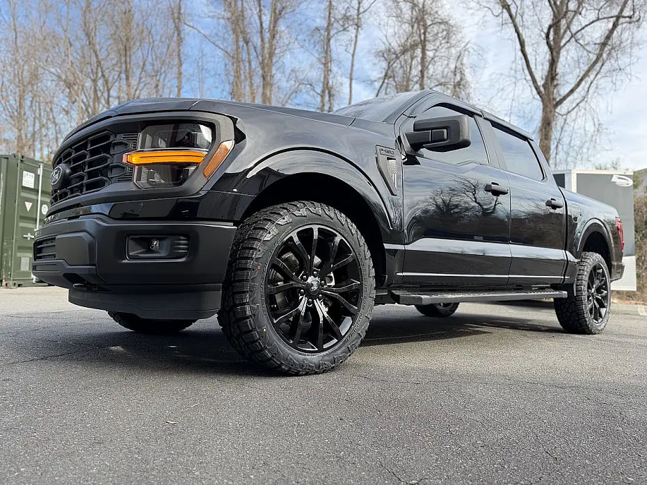 Black Replica Wheels 22" Ford F150 Platinum 1125 on 2026 Ford F-150