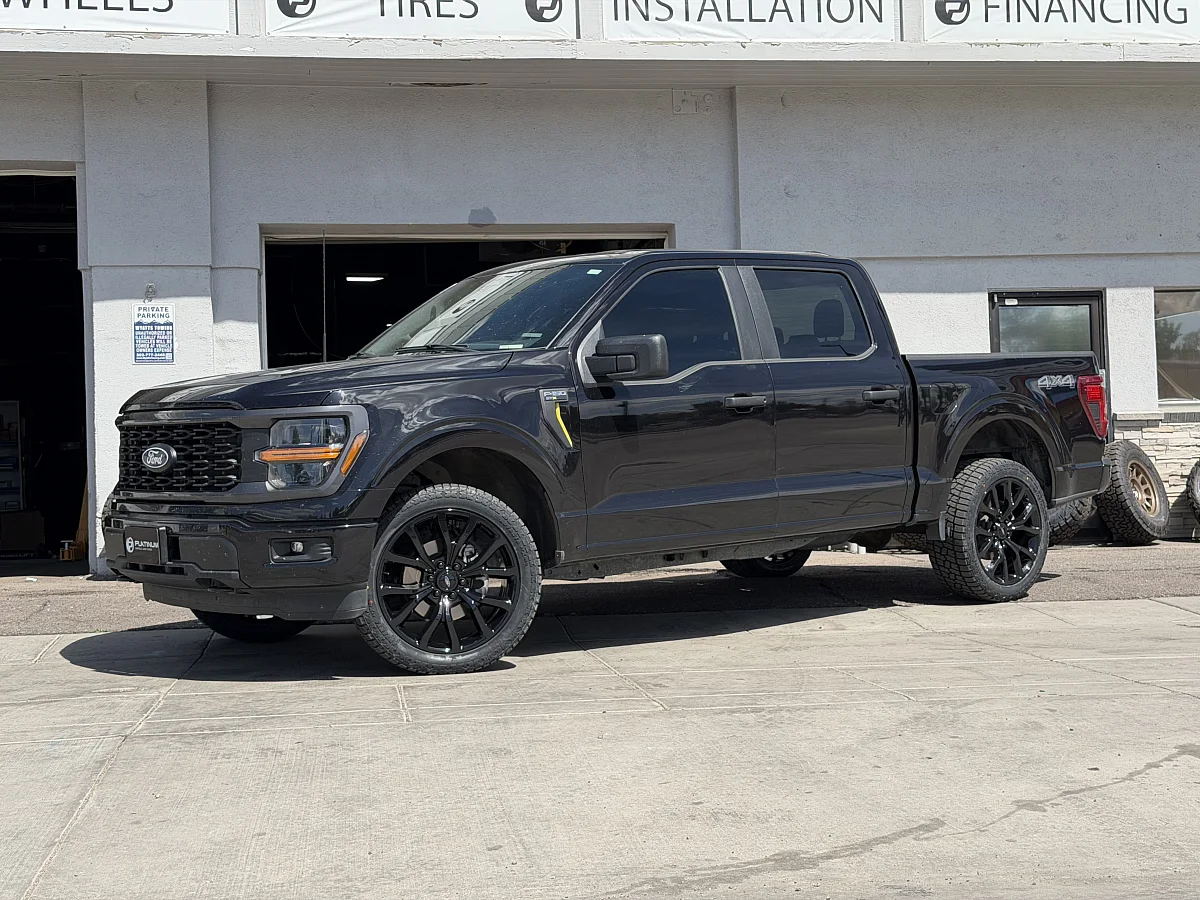 Replica Wheels Black 22" Ford F150 Platinum 1125 Wheel on 2026 Ford F-150