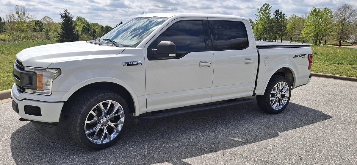 2014 Ford F-150 with Replica Wheels 22" Ford F150 Platinum 1125 Chrome Rims