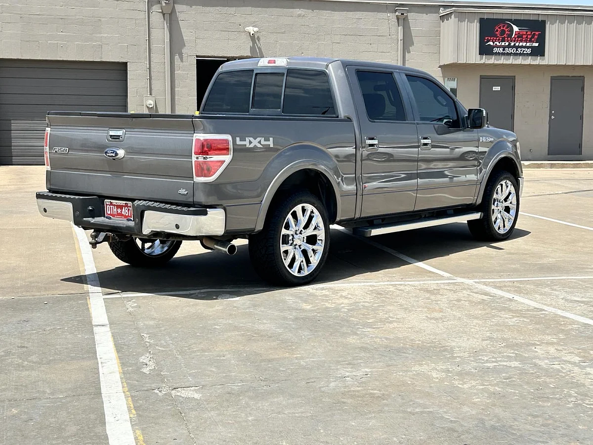 2014 Ford F-150 with Replica Wheels 22" Ford F150 Platinum 1125 Chrome Wheels