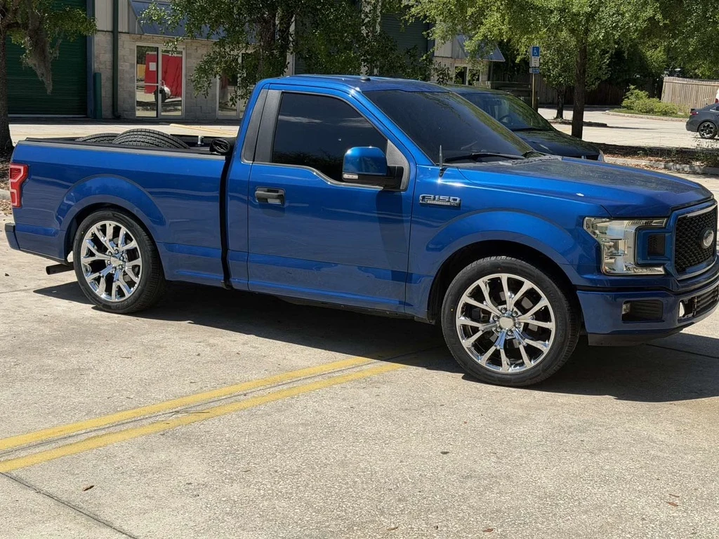 Replica Wheels 22" Ford F150 Platinum 1125 Chrome Rim on 2019 Ford F-150