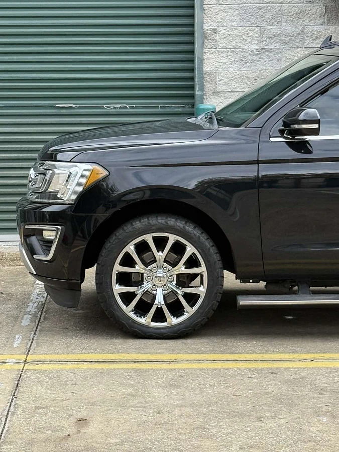 Replica Wheels 22" Ford F150 Platinum 1125 Chrome Rim on 2022 Ford Expedition