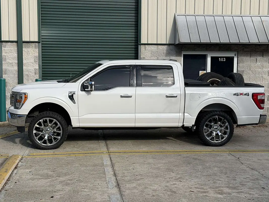 Replica Wheels 22" Ford F150 Platinum 1125 Chrome Rim on 2025 Ford F-150