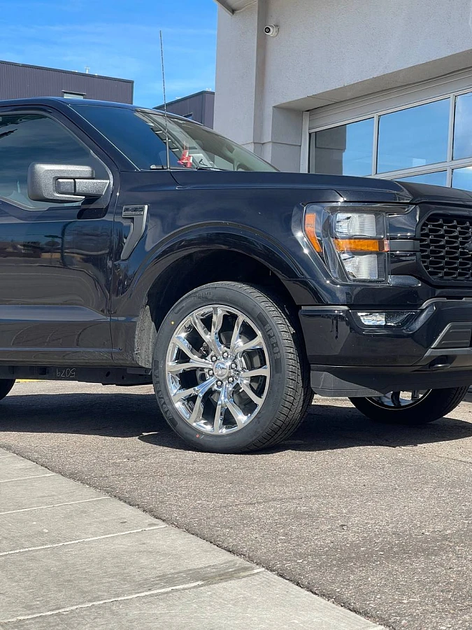 Replica Wheels Chrome 22" Ford F150 Platinum 1125 Wheel on 2025 Ford F-150