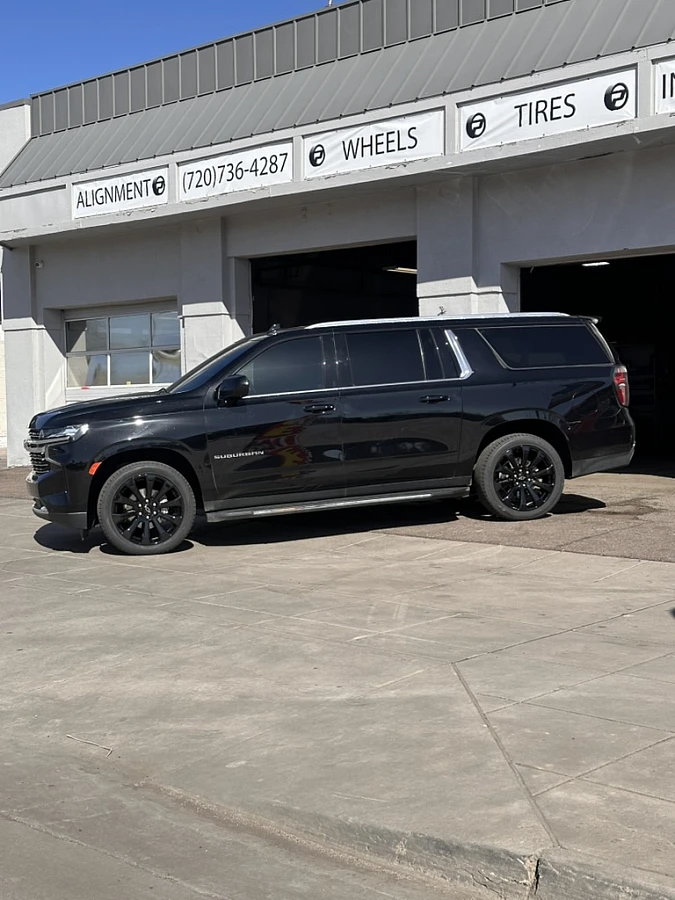 2025 Chevrolet Suburban Replica Wheels 22" High Country 1115 Black Wheel