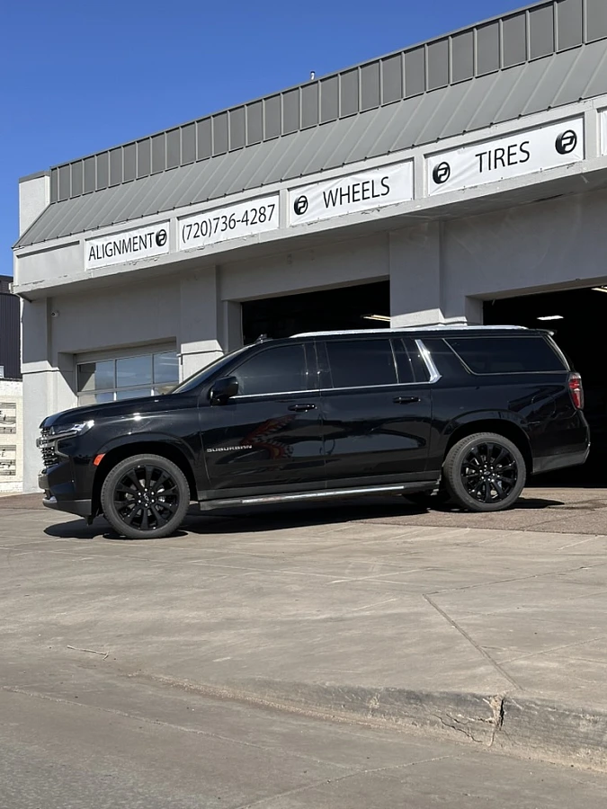 Replica Wheels Black 22" High Country 1115 Wheel on 2025 Chevrolet Suburban