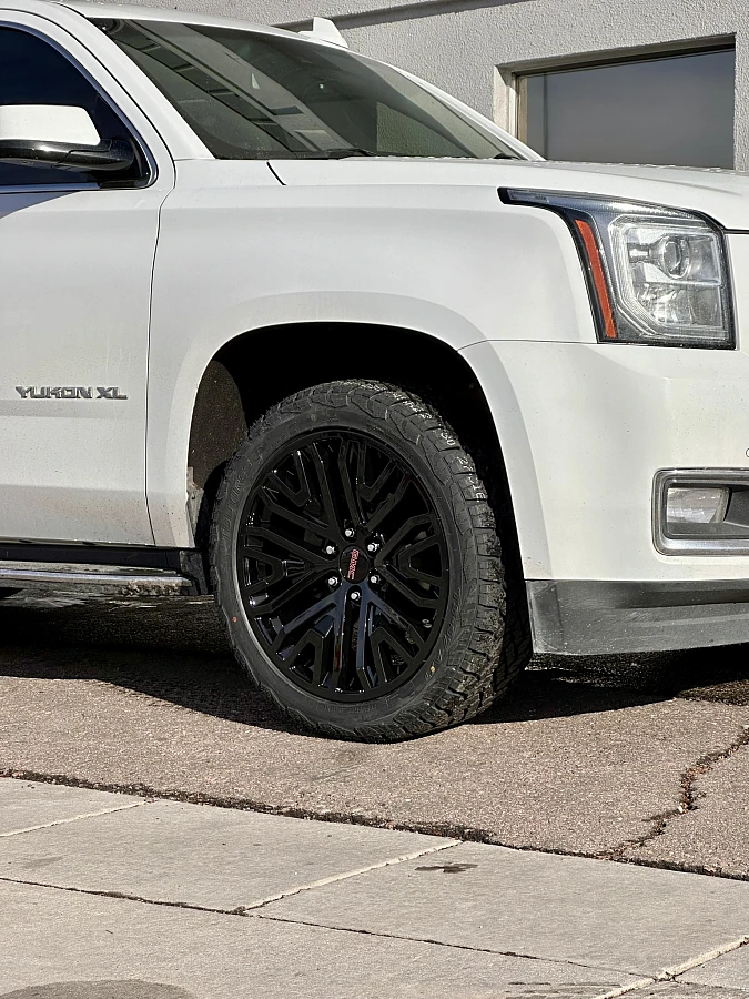 2020 GMC Yukon XL Replica Wheels 22" Hollander 1109 Black Wheel