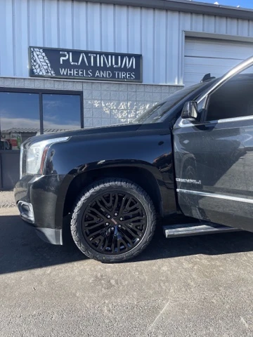 Black Replica Wheels 22" Hollander 1109 on 2020 GMC Yukon
