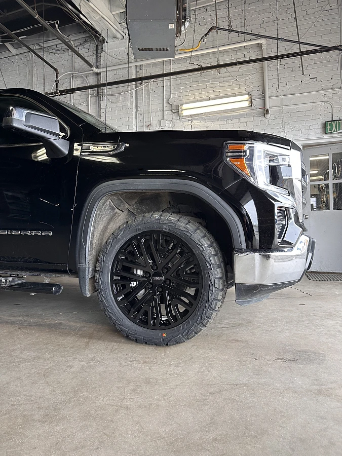 Replica Wheels 22" Hollander 1109 Black on 2021 GMC Sierra 1500