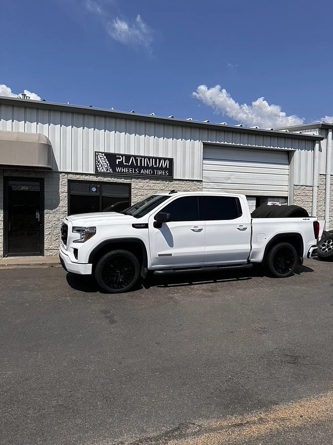 Replica Wheels 22" Hollander 1109 Black on 2022 GMC Sierra 1500
