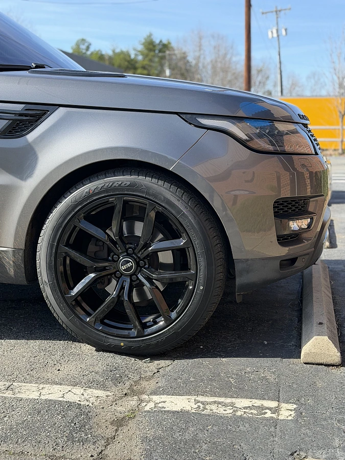 Black Replica Wheels 22" Range Rover 1131 on 2022 Land Rover Range Rover Sport