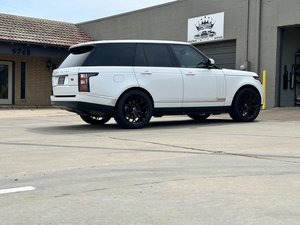 Replica Wheels 22" Range Rover 1171 Black Rim on 2019 Land Rover Range Rover Sport