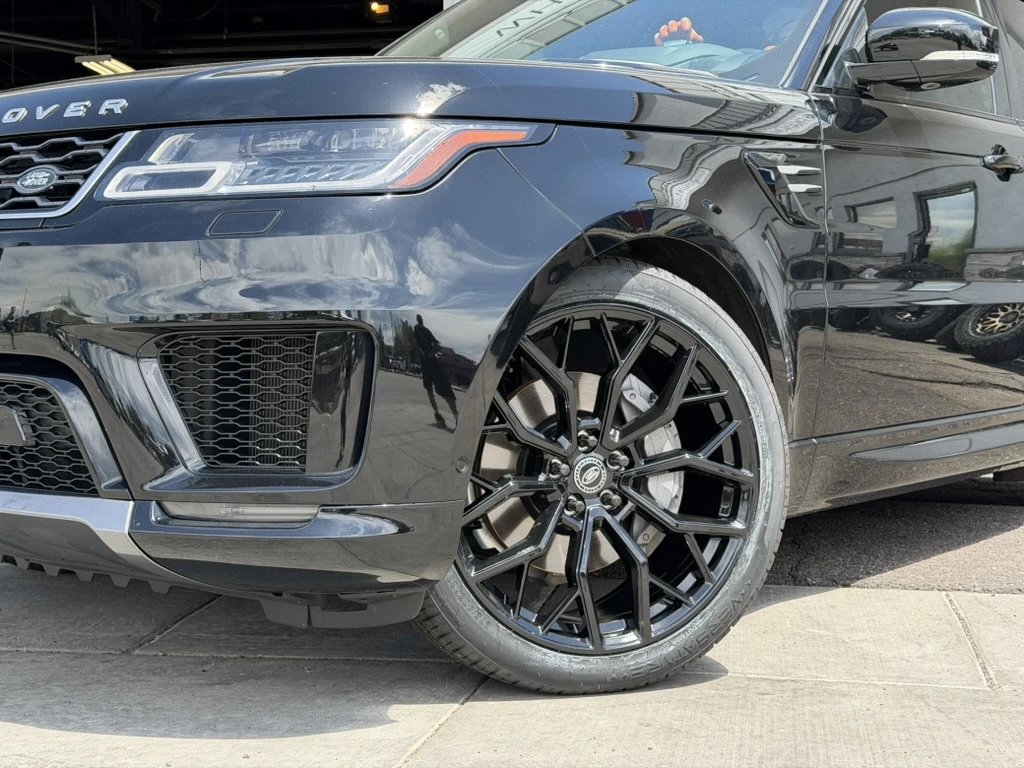 Replica Wheels 22" Range Rover 1171 Black Rim on 2020 Land Rover Range Rover Sport