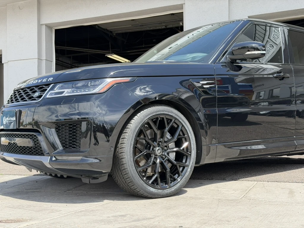 Replica Wheels Black 22" Range Rover 1171 Wheel on 2020 Land Rover Range Rover Sport