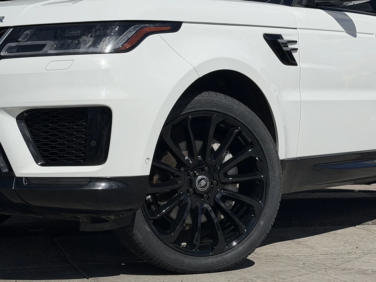 Replica Wheels 22" Range Rover Autobiography 1132 Black Aftermarket Wheel on 2021 Land Rover Range Rover