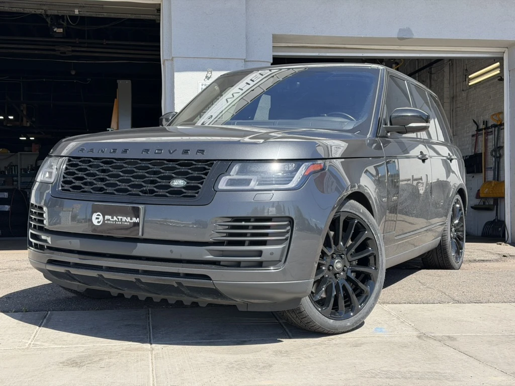 2022 Land Rover Range Rover Sport Fitted with Black Replica Wheels 22" Range Rover Autobiography 1132 Rims