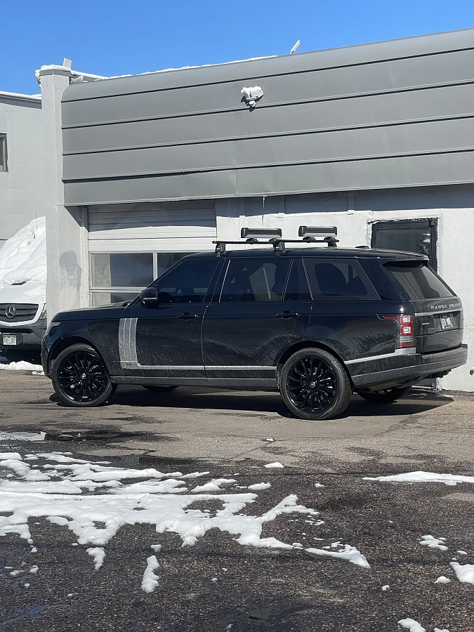 2023 Land Rover Range Rover with Replica Wheels 22" Range Rover Autobiography 1132 Black Wheels