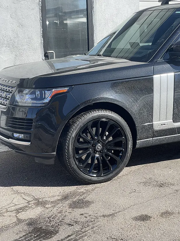 Replica Wheels 22" Range Rover Autobiography 1132 Black Aftermarket Wheel on 2023 Land Rover Range Rover