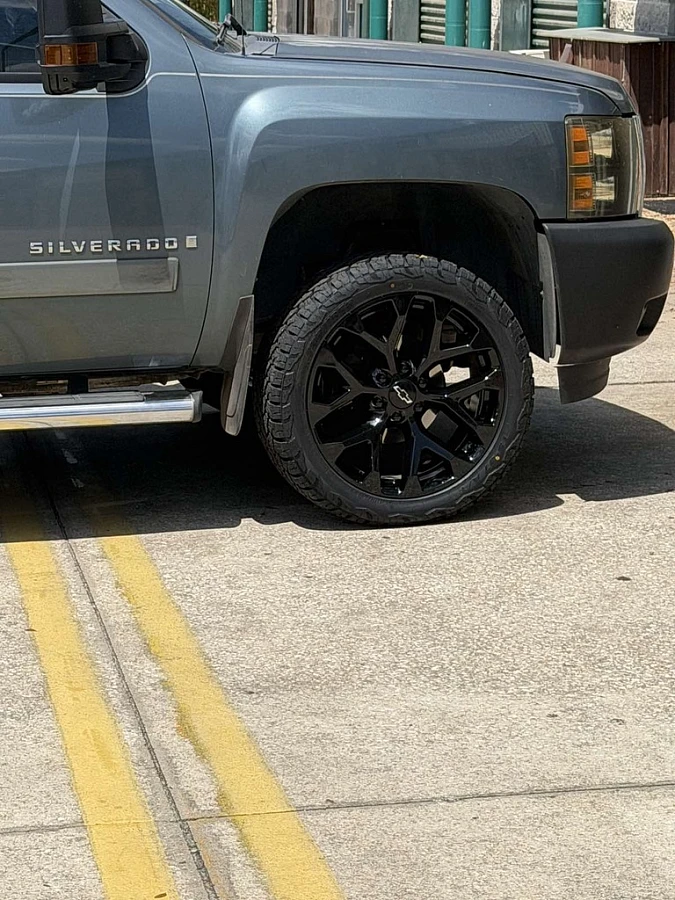 Black Replica Wheels 22" Snowflake Style 1101 on 2010 Chevrolet Silverado 1500