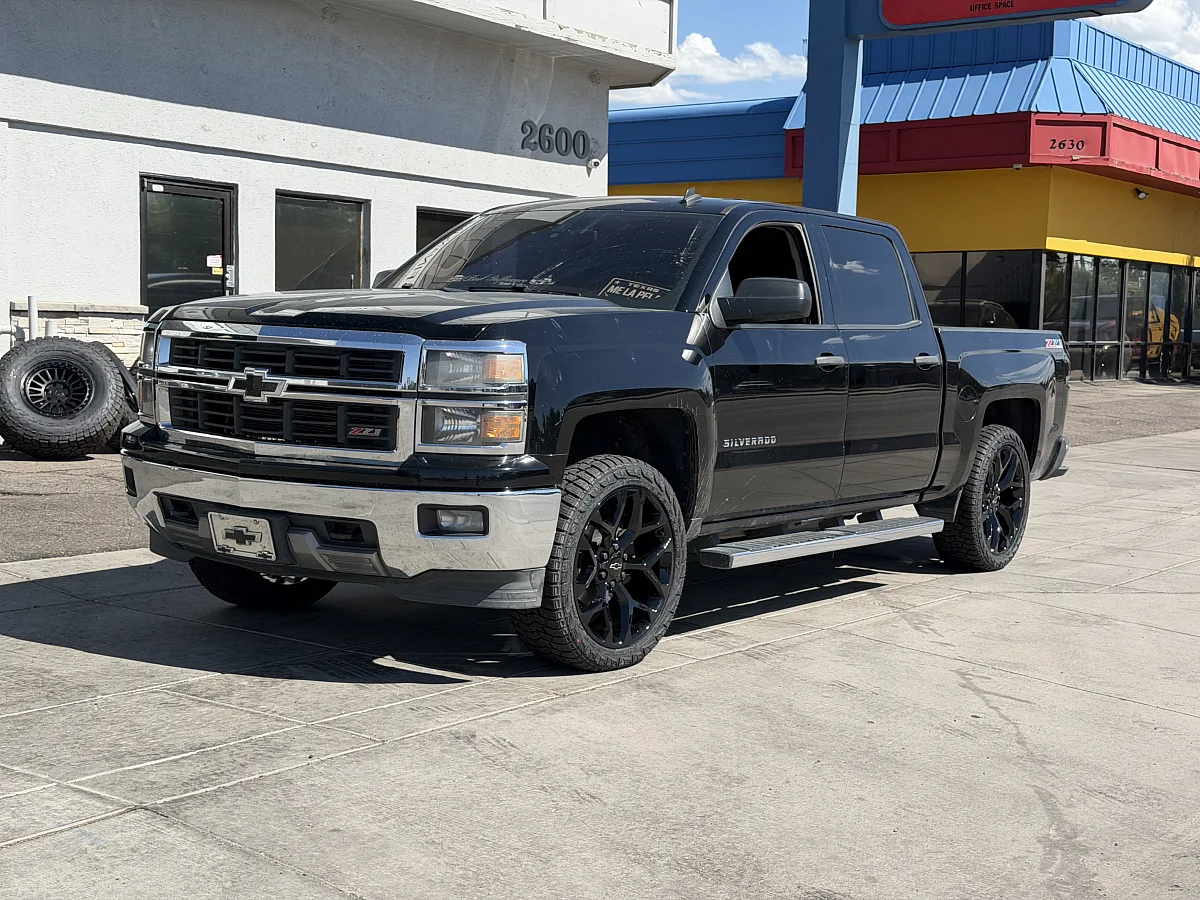 2017 Chevrolet Silverado 1500 with Replica Wheels 22" Snowflake Style 1101 Black Rims