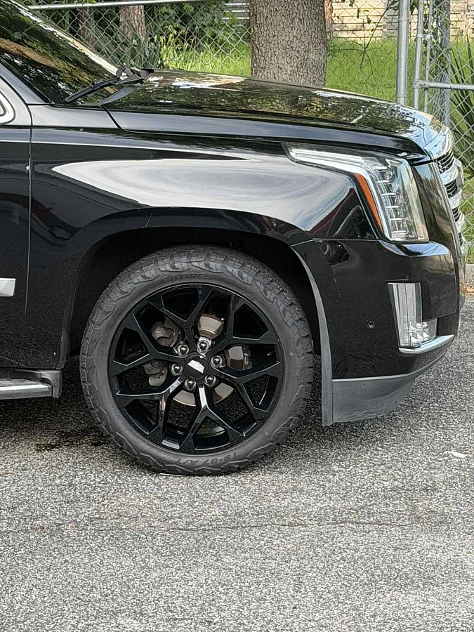 Replica Wheels 22" Snowflake Style 1101 Black on 2023 Cadillac Escalade