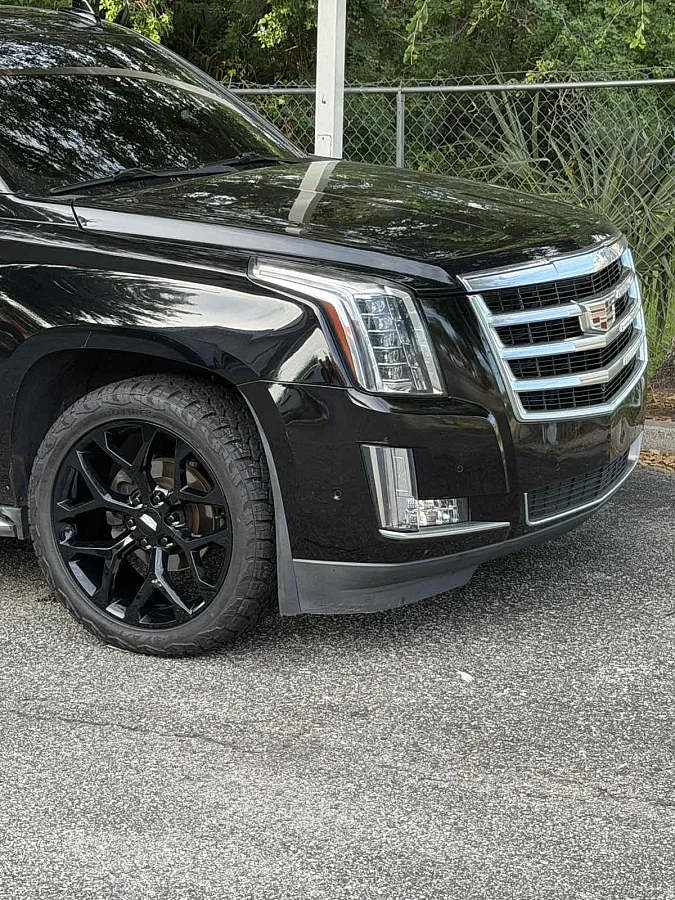 Replica Wheels 22" Snowflake Style 1101 Black Rim on 2023 Cadillac Escalade