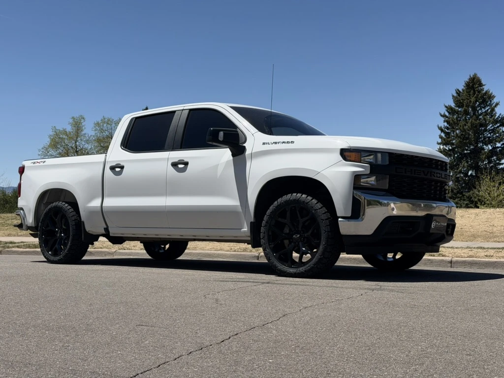 2023 Chevrolet Silverado 1500 with Replica Wheels 22" Snowflake Style 1101 Black Wheels