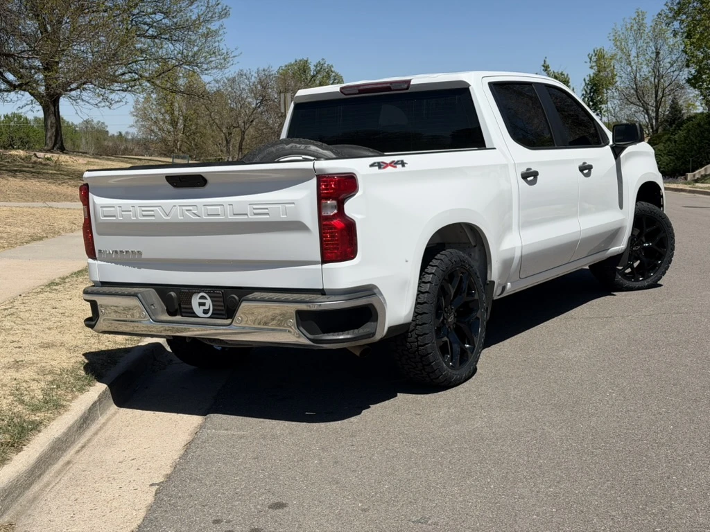 2023 Chevrolet Silverado 1500 with Black Replica Wheels 22" Snowflake Style 1101 Rims