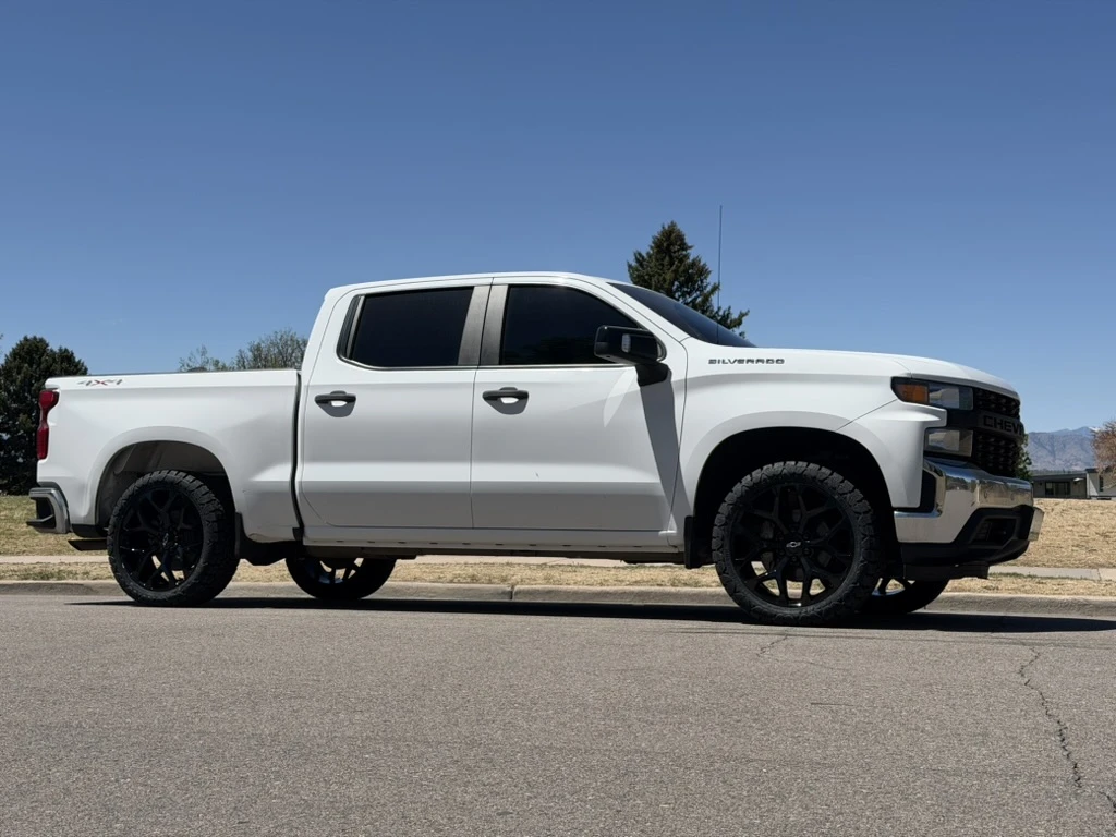 Replica Wheels 22" Snowflake Style 1101 Black on 2023 Chevrolet Silverado 1500