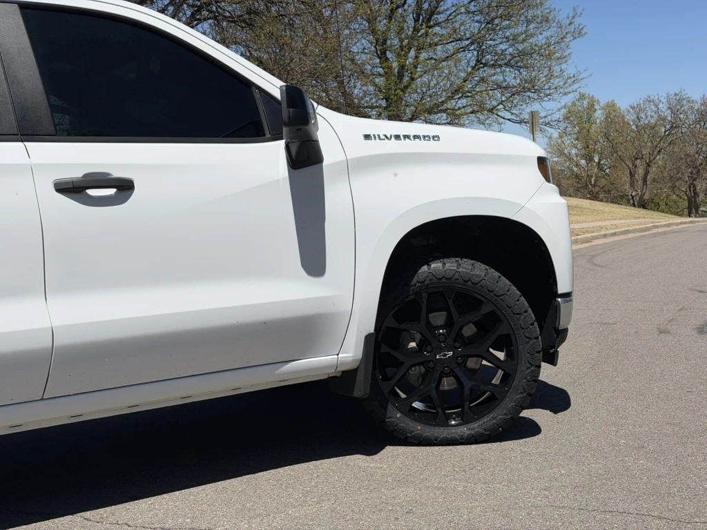 2023 Chevrolet Silverado 1500 Running Replica Wheels 22" Snowflake Style 1101 Black