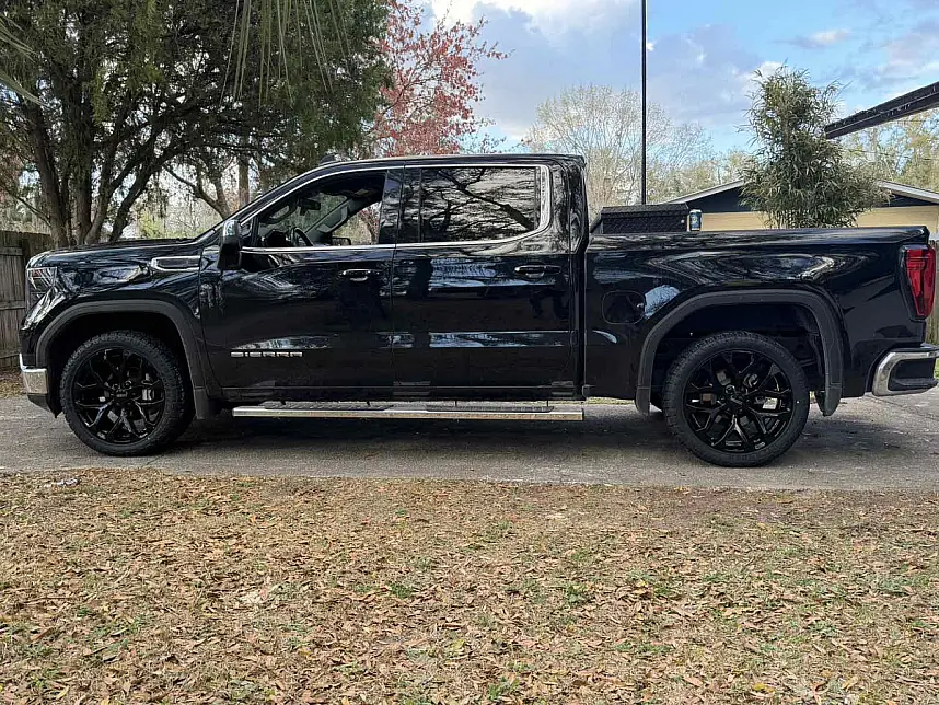 Black Replica Wheels 22" Snowflake Style 1101 on 2024 GMC Sierra 1500