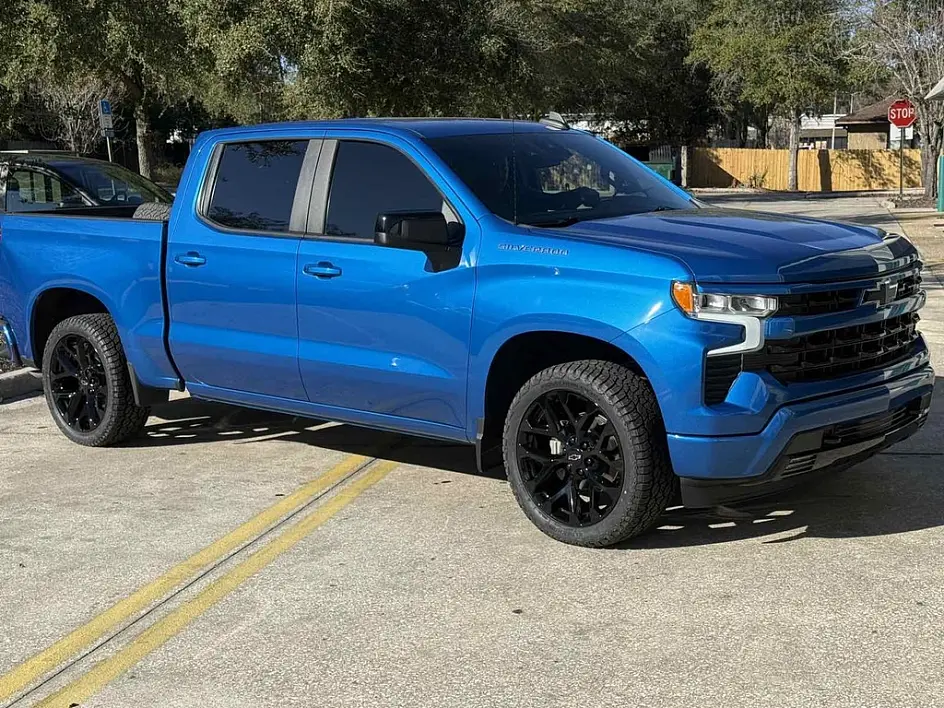 Replica Wheels 22" Snowflake Style 1101 Black on 2025 Chevrolet Silverado 1500