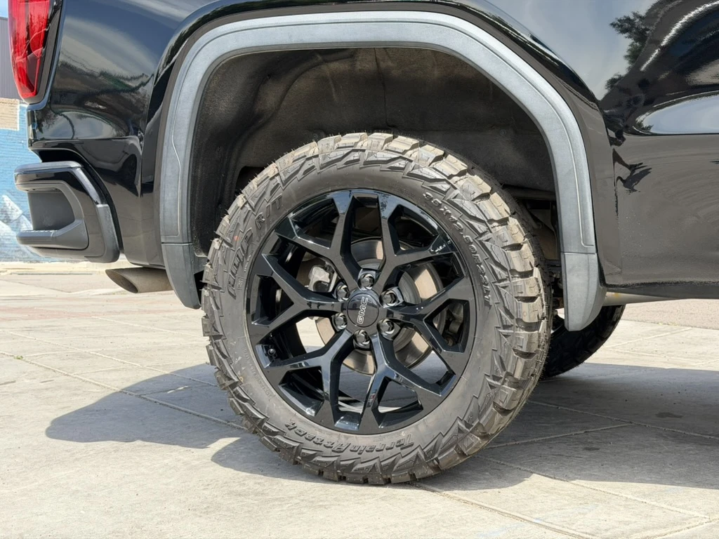 Replica Wheels 22" Snowflake Style 1101 Black Upgrade on 2025 GMC Sierra 1500