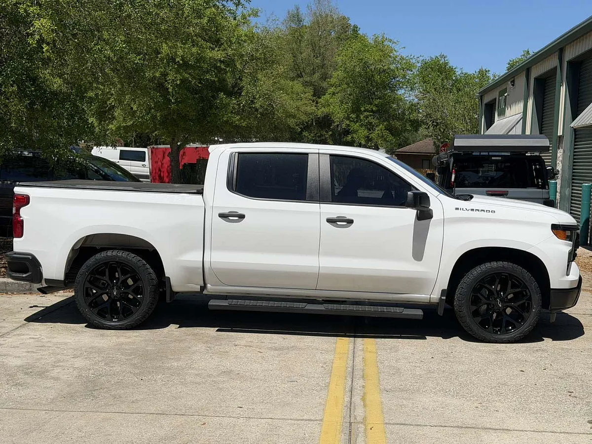 Black Replica Wheels 22" Snowflake Style 1101 on 2026 Chevrolet Silverado 1500