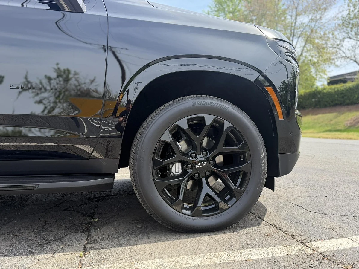 2026 Chevrolet Suburban Replica Wheels 22" Snowflake Style 1101 Black Wheel
