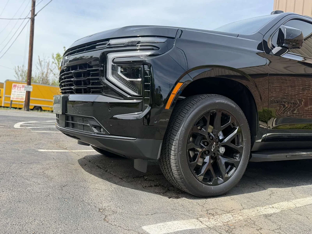 Replica Wheels 22" Snowflake Style 1101 Black on 2026 Chevrolet Suburban
