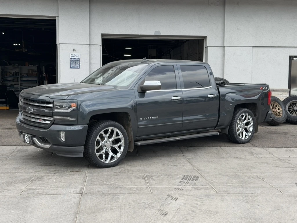 Chrome Replica Wheels 22" Snowflake Style 1101 on 2016 Chevrolet Silverado 1500
