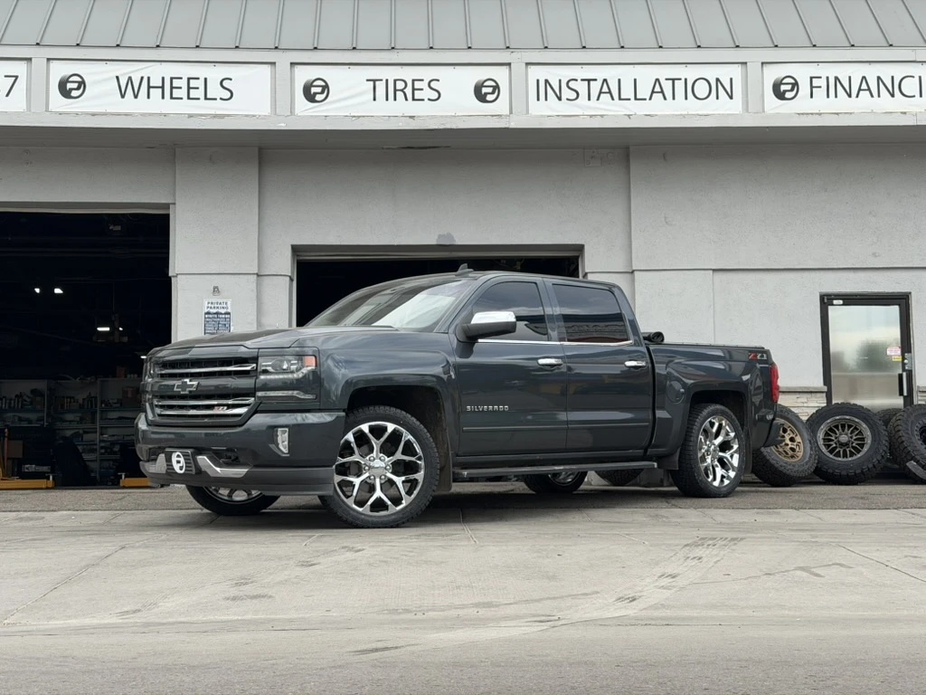 Replica Wheels 22" Snowflake Style 1101 Chrome Aftermarket Wheel on 2016 Chevrolet Silverado 1500